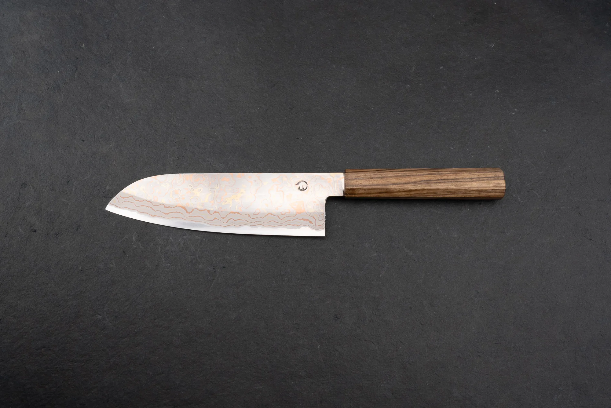 Mutsumi Hinoura V-toku Rainbow Damascus Santoku 165mm - Image 2