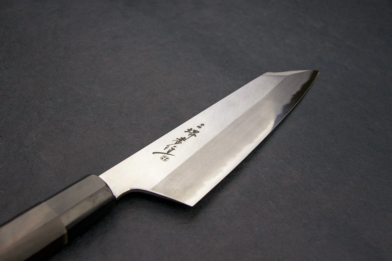 Sakai Takayuki Homura by Itsuo Doi Kengata Gyuto 225mm - Image 2