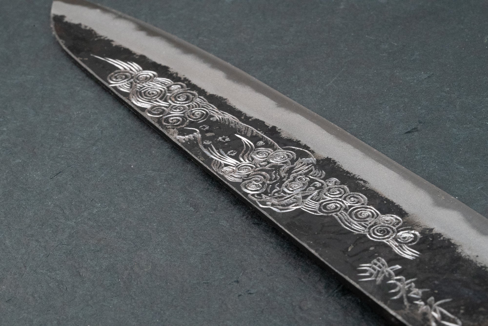 Sakai Takayuki Michiko Kubota Engraved Aogami Gyuto 240mm "Lion" - Image 3