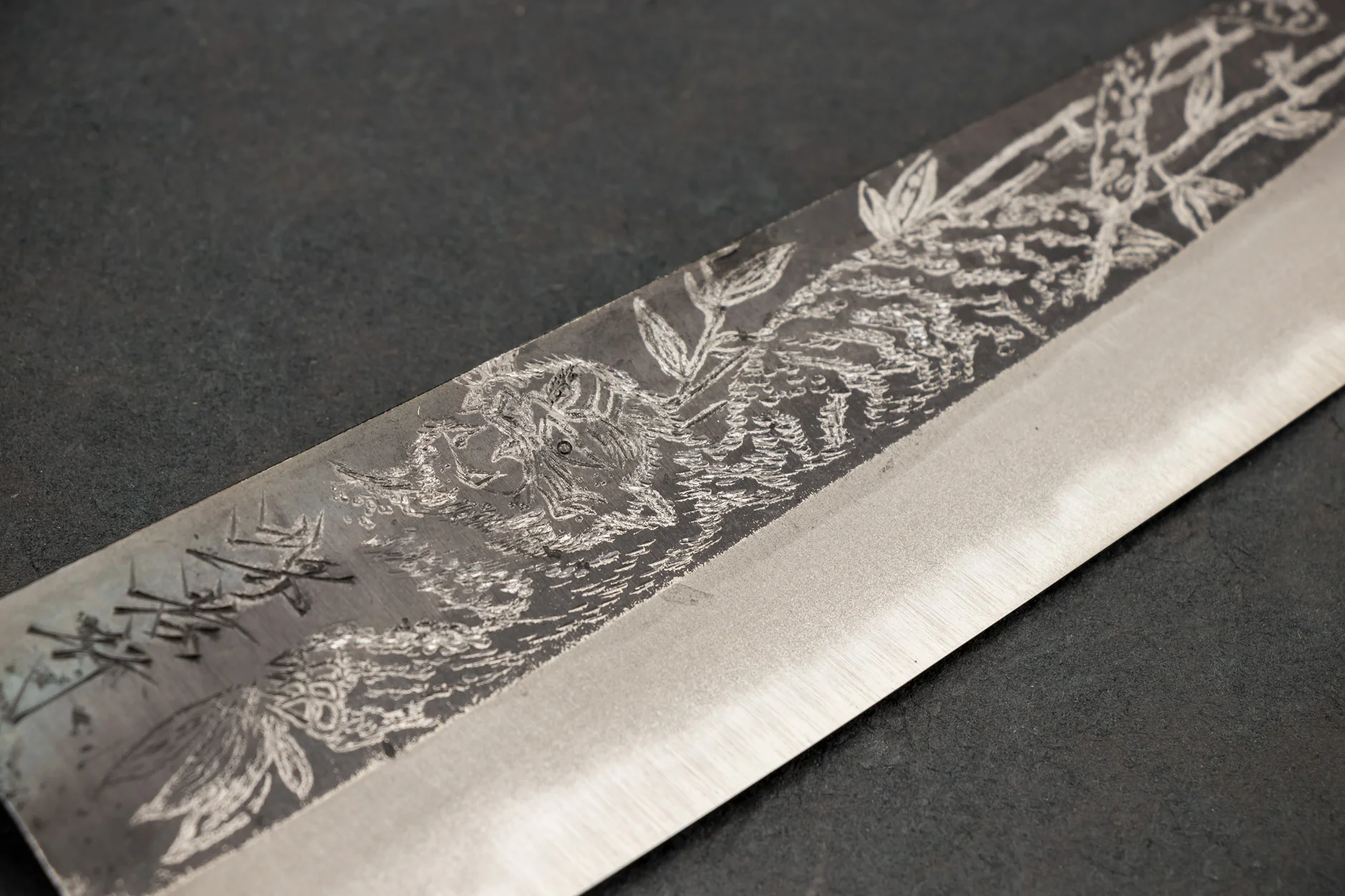 Sakai Takayuki Michiko Special Engraved Aogami Gyuto 210mm "Tiger" - Image 4