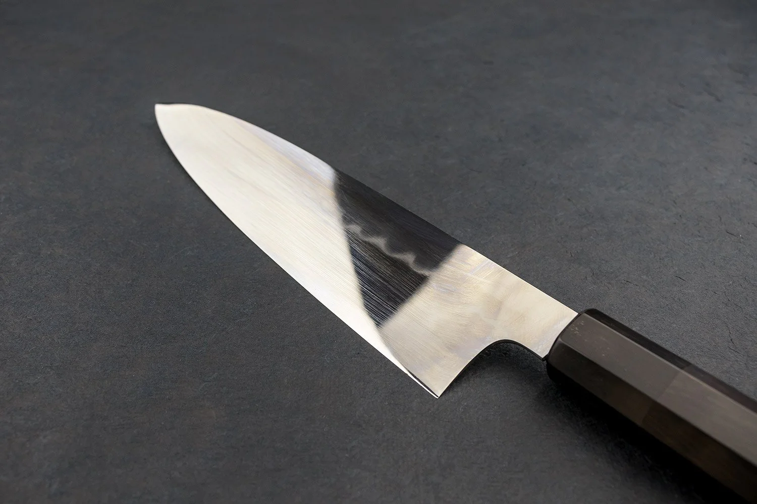 Sakai Takayuki Shironi Honyaki Gyuto 210mm - Image 4