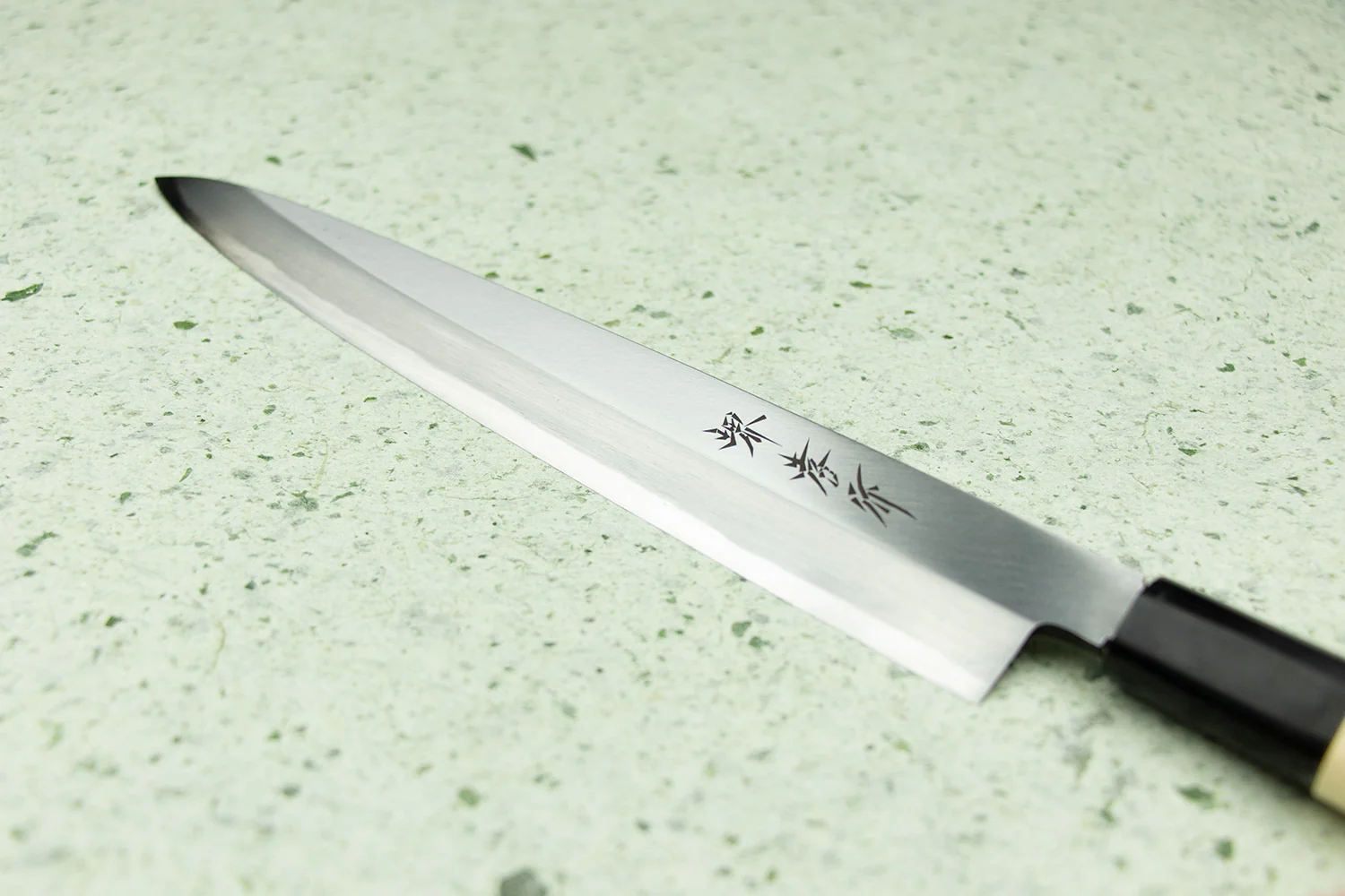 Sakai Takayuki Suigyu Kasumitogi Left Handed Yanagiba 240mm - Image 3