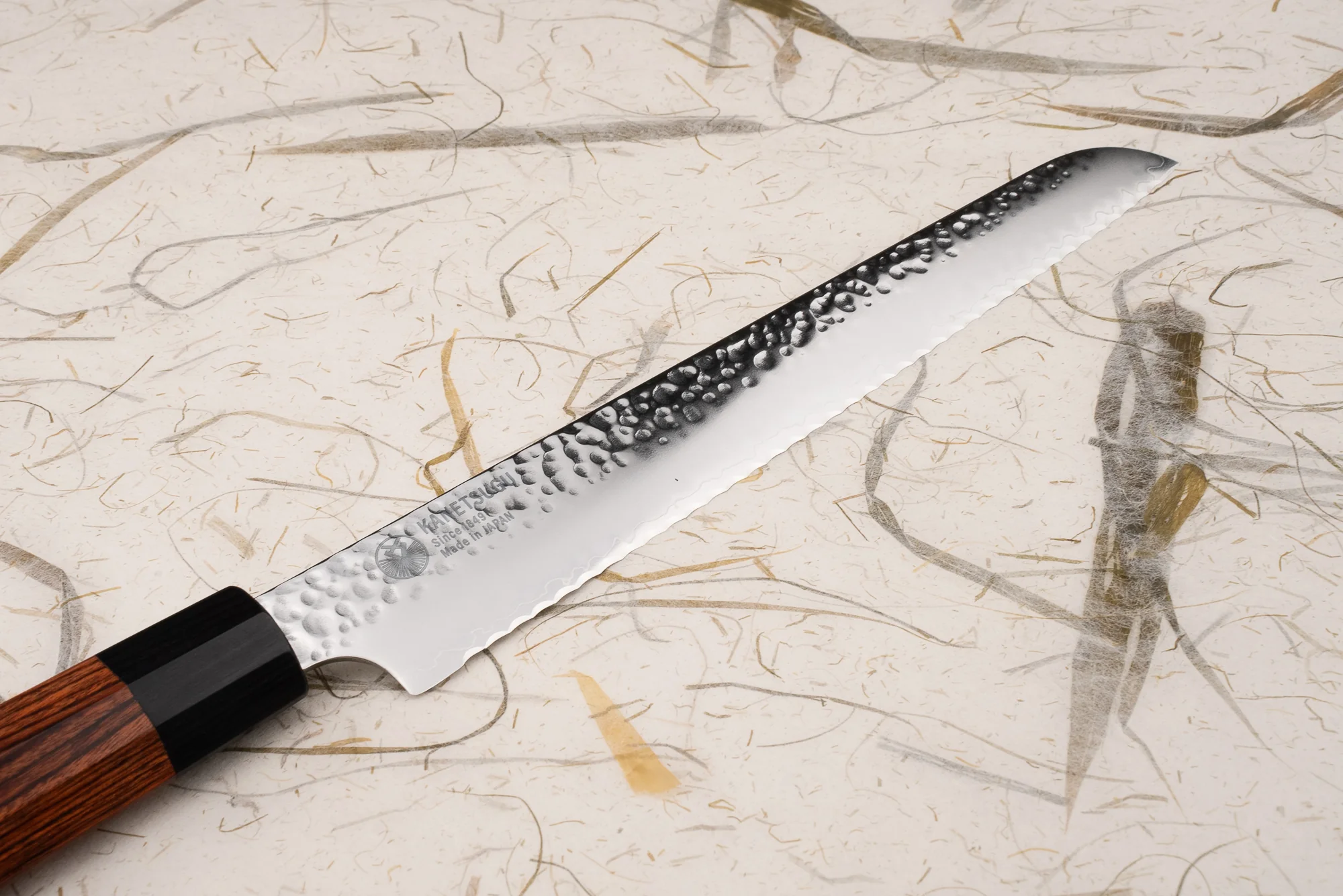 Seki Kanetsugu Heptagon-Wood® Bread Knife 210mm - Image 2