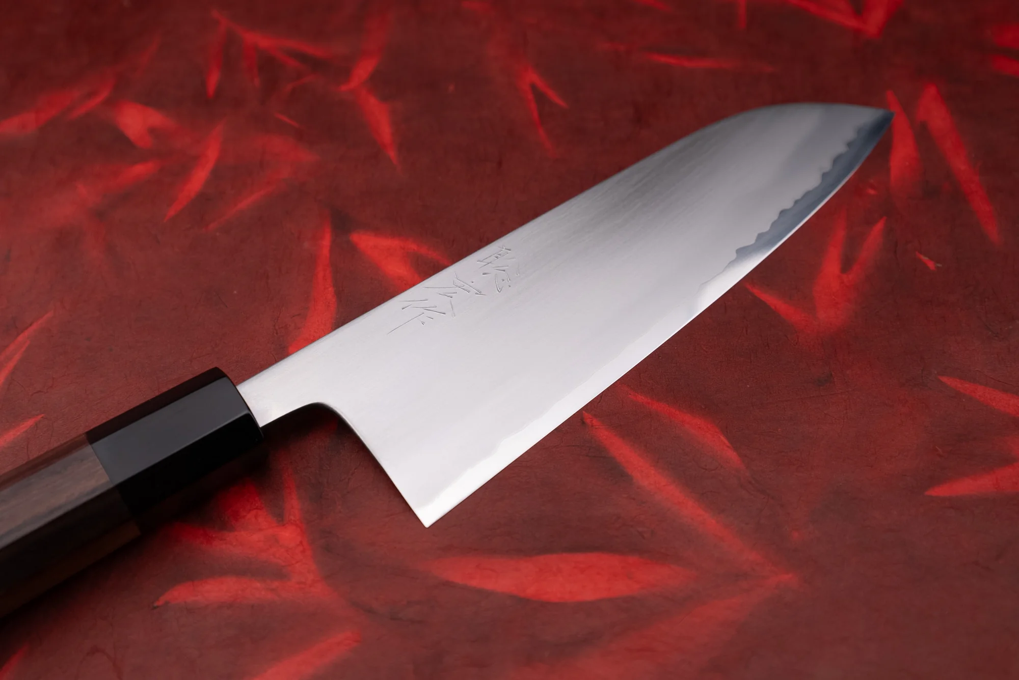 Toshihiro Wakui Shirogami Stainless Migaki Santoku 180mm - Image 2