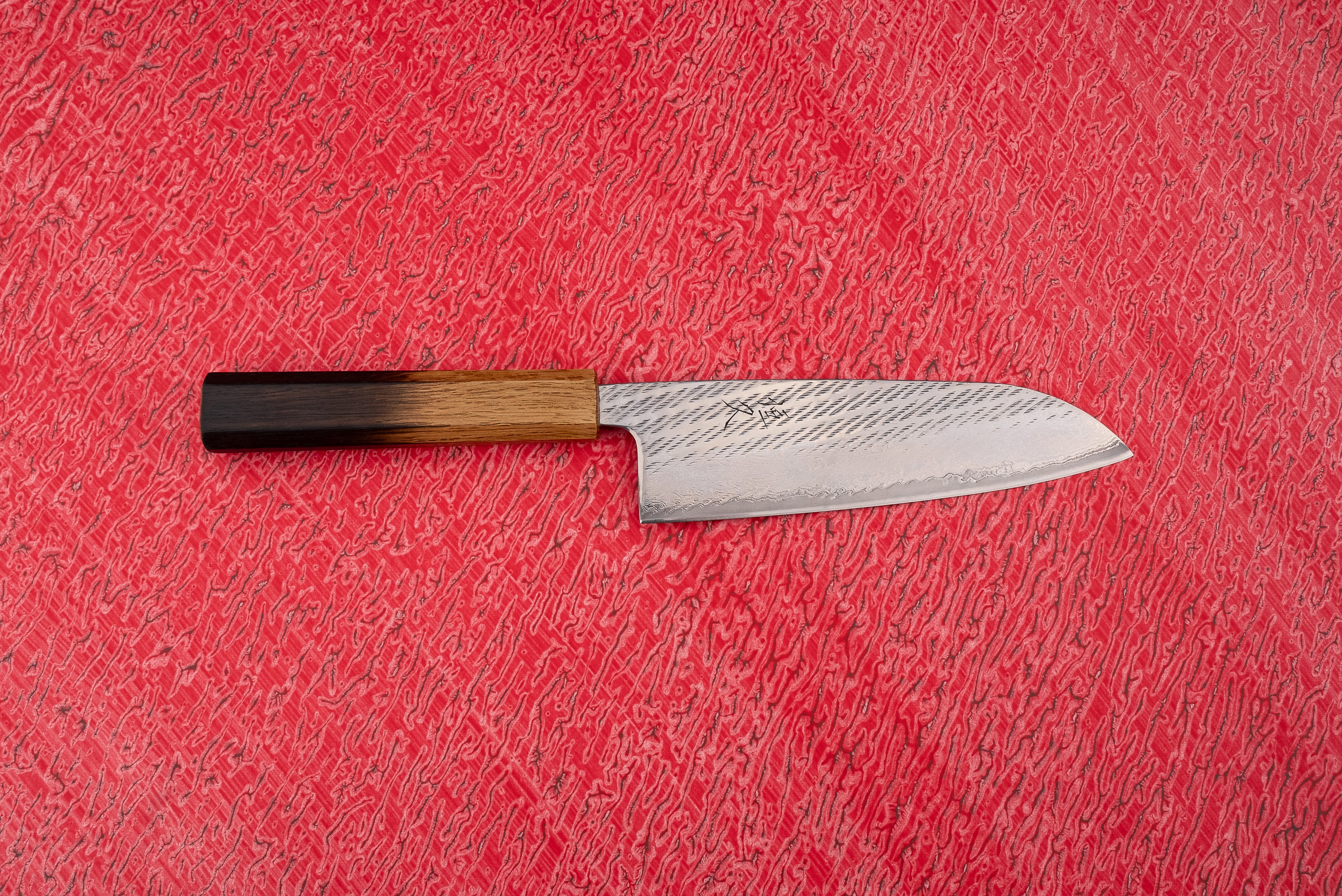 Tsunehisa AUS10 Sanjushichi 参拾漆 Nawame Damascus Santoku 165mm